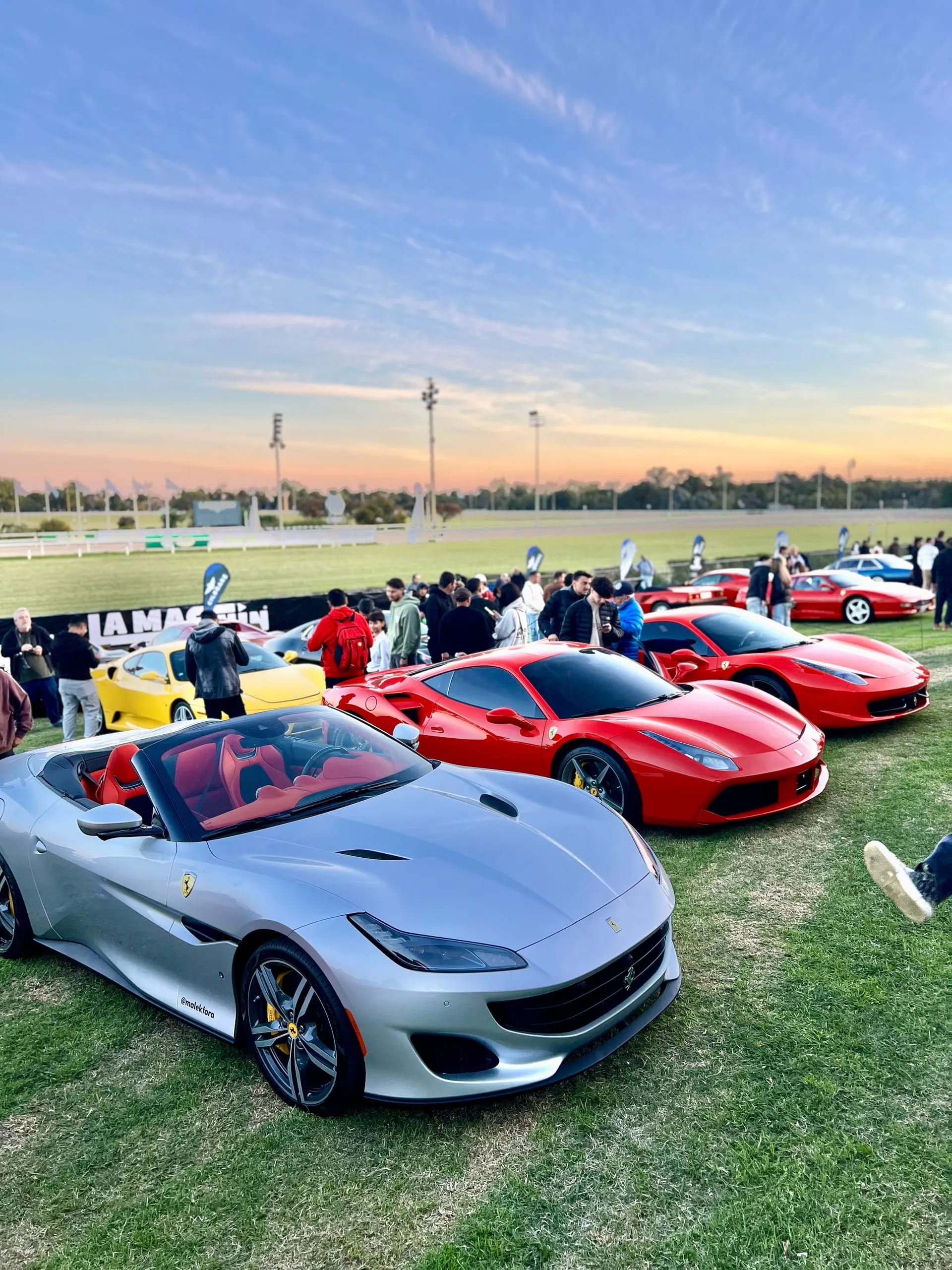 Ferrari deportivo - La Mashin